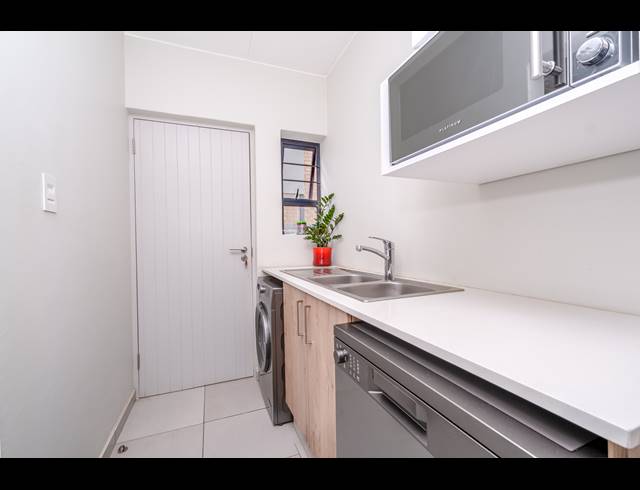 3 BEDROOM TOWNHOUSE FOR SALE IN BROADACRES